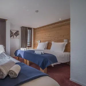 https://curling-hotel-bar.hotels-rhonealpes.com